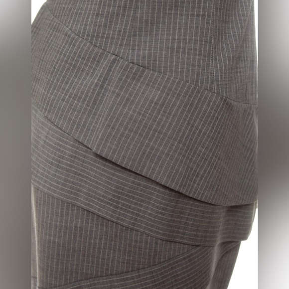 PIAZZA SEMPIONE Grey & White Pinstripe Virgin Wool Sleeveless Tiered Dress US 2 - Picture 5 of 12